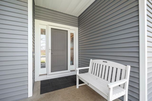 2770 Lake Tahoe Trail, Warsaw, IN 46582
