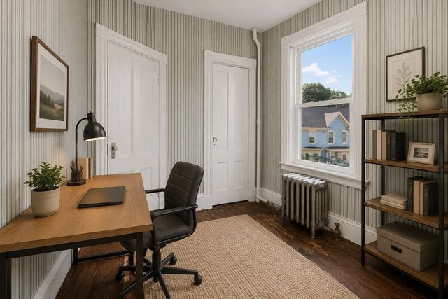 10 Waterlow St, Boston, MA 02121
