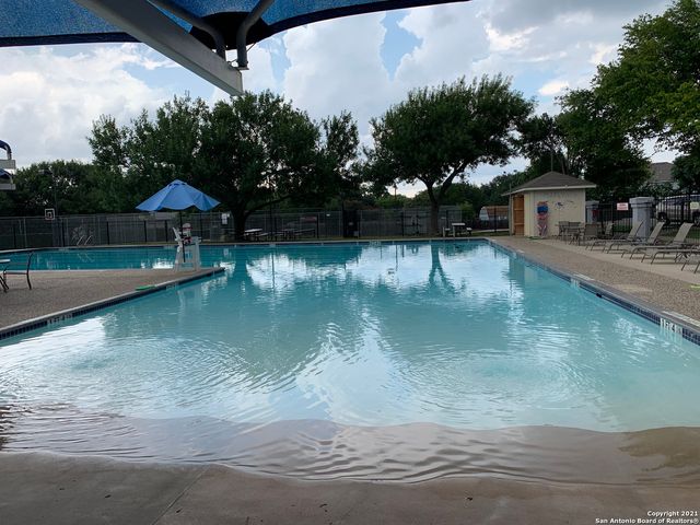 13039 HUNTERS MOON, San Antonio, TX 78249