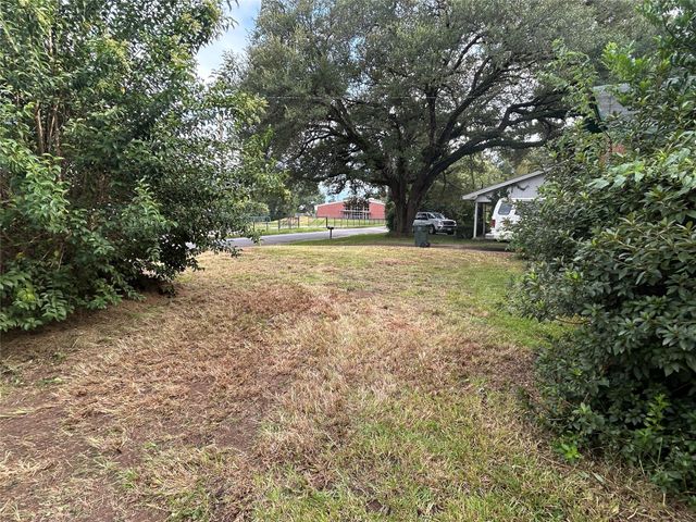 715 N Reid Street, Woodville, TX 75979