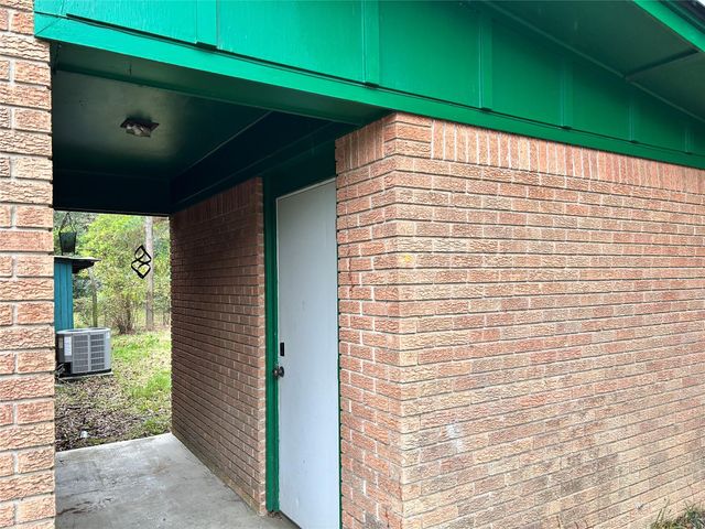 715 N Reid Street, Woodville, TX 75979