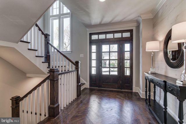 5700 TANGLEWOOD DR, Bethesda, MD 20817