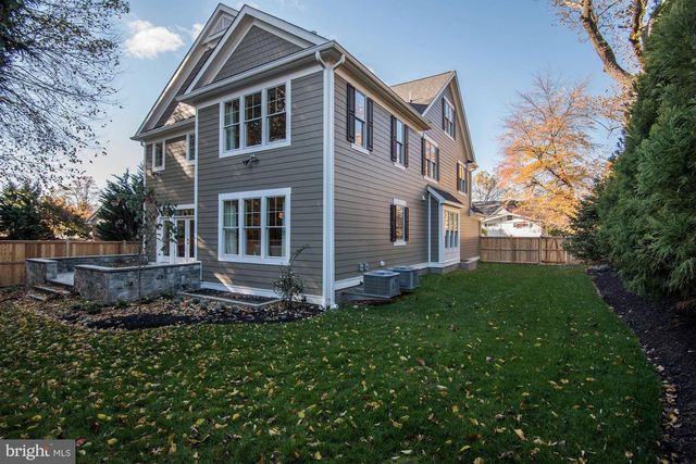 5700 TANGLEWOOD DR, Bethesda, MD 20817