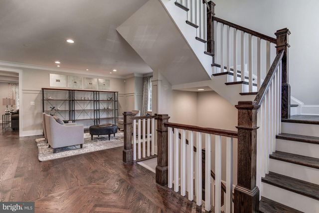 5700 TANGLEWOOD DR, Bethesda, MD 20817