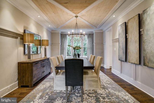 5700 TANGLEWOOD DR, Bethesda, MD 20817