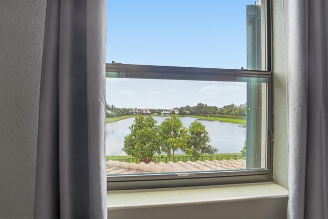 4521 Willow Basin Way, Wellington, FL 33467