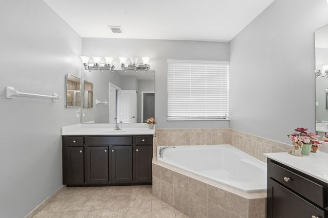 4521 Willow Basin Way, Wellington, FL 33467