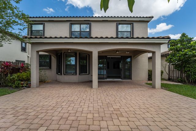 4521 Willow Basin Way, Wellington, FL 33467