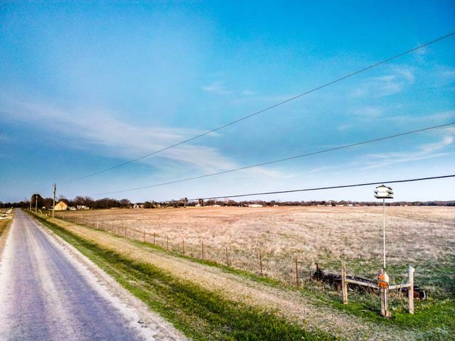 0000 Central High Road, Ennis, TX 75119