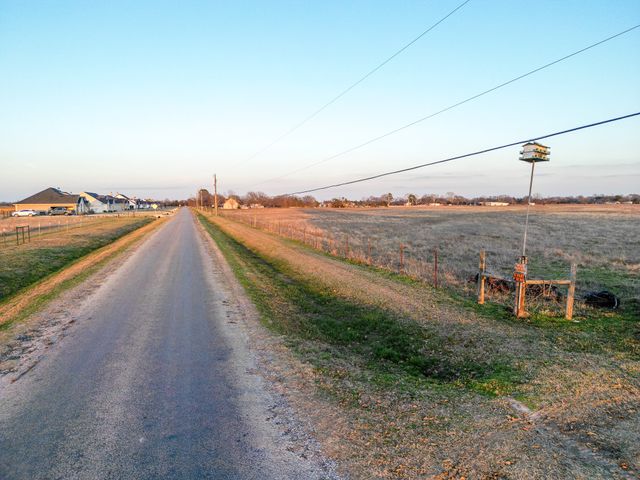 0000 Central High Road, Ennis, TX 75119
