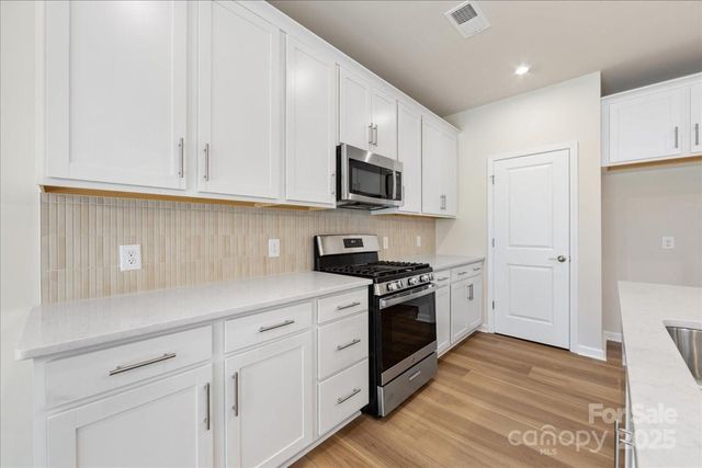 8237 Franklin Trail Street, Mint Hill, NC 28227