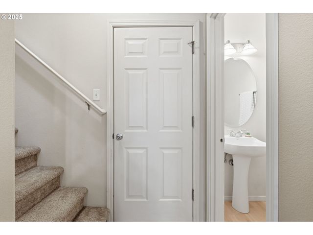 1706 Sw 172ND Ter, Beaverton, OR 97003