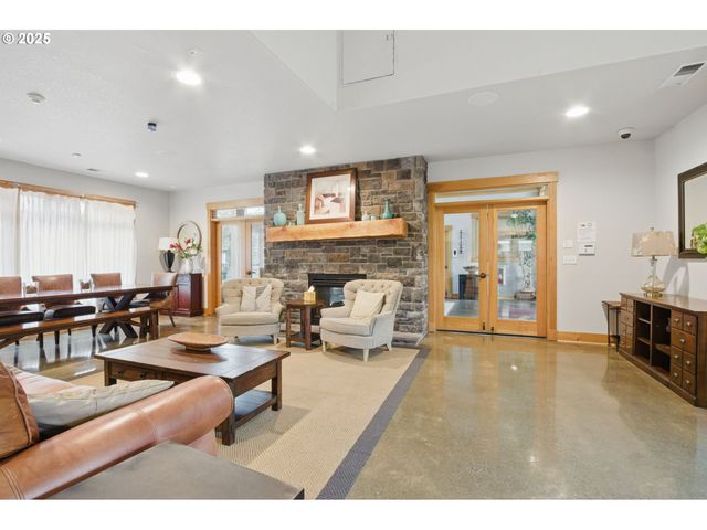 1706 Sw 172ND Ter, Beaverton, OR 97003