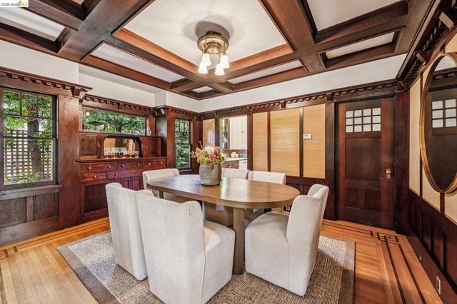 2953 Hillegass Ave, Berkeley, CA 94705