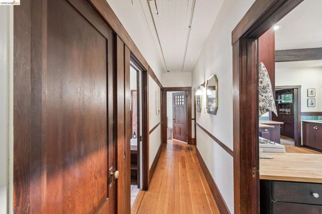 2953 Hillegass Ave, Berkeley, CA 94705