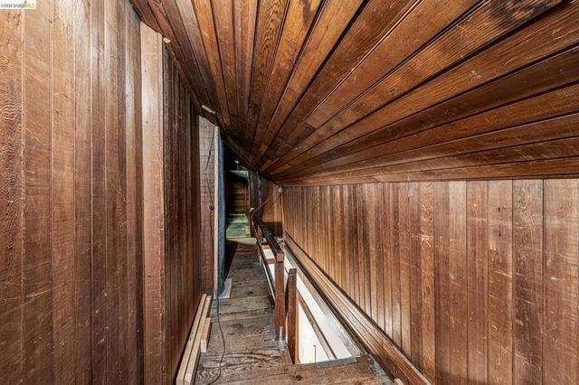 2953 Hillegass Ave, Berkeley, CA 94705