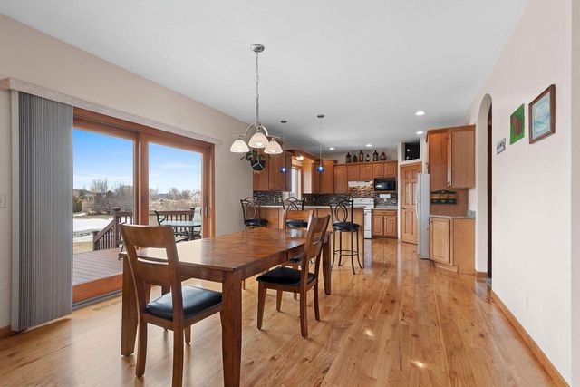 2594 MISTY RIVER LANE, De Pere, WI 54115