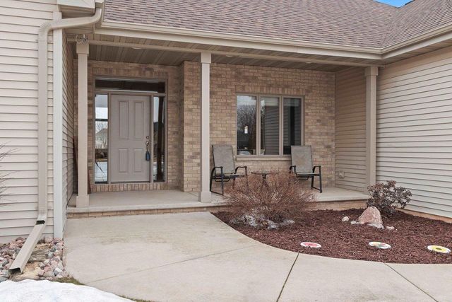 2594 MISTY RIVER LANE, De Pere, WI 54115