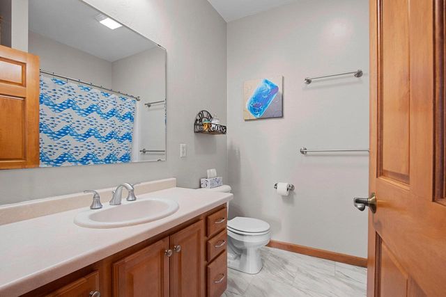 2594 MISTY RIVER LANE, De Pere, WI 54115