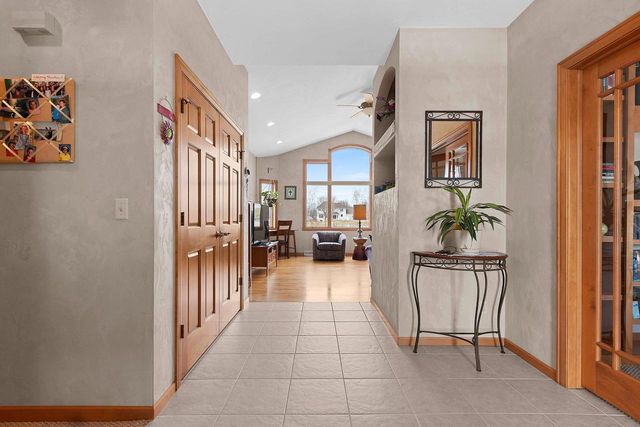 2594 MISTY RIVER LANE, De Pere, WI 54115