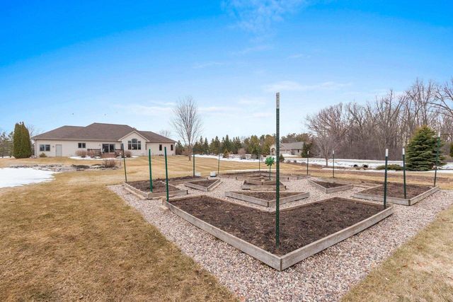 2594 MISTY RIVER LANE, De Pere, WI 54115