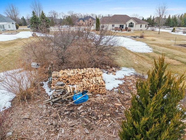 2594 MISTY RIVER LANE, De Pere, WI 54115