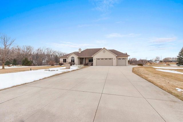 2594 MISTY RIVER LANE, De Pere, WI 54115