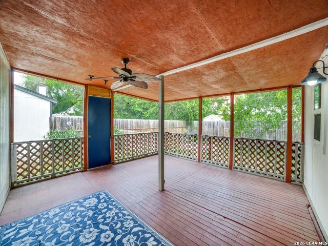 2882 CHERRY FIELD DR, San Antonio, TX 78245