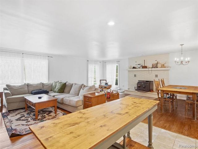 5370 Hollow Corners Road, Dryden, MI 48428