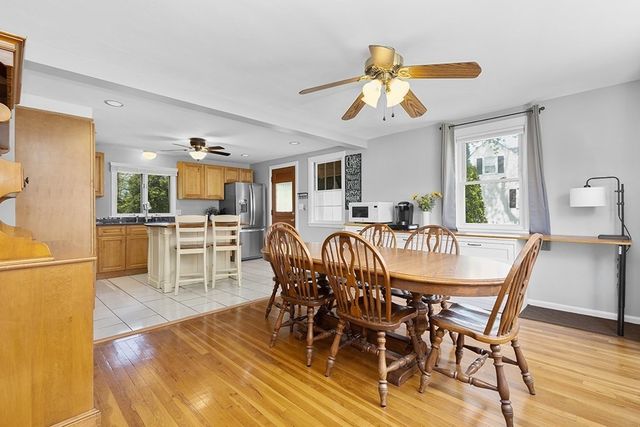 4 Lynn Ave, Plainville, MA 02762