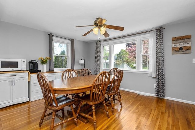 4 Lynn Ave, Plainville, MA 02762