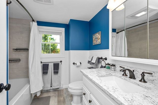 4 Lynn Ave, Plainville, MA 02762
