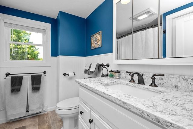 4 Lynn Ave, Plainville, MA 02762