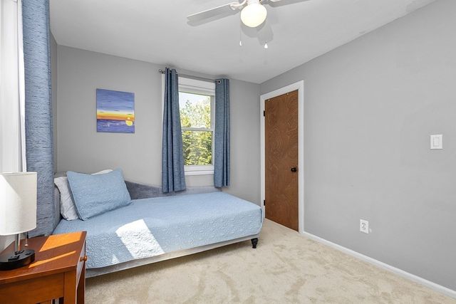 4 Lynn Ave, Plainville, MA 02762