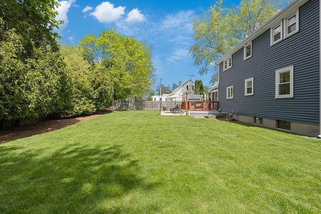 4 Lynn Ave, Plainville, MA 02762