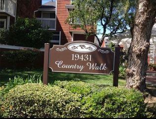 19431 Sherman, Reseda, CA 91335