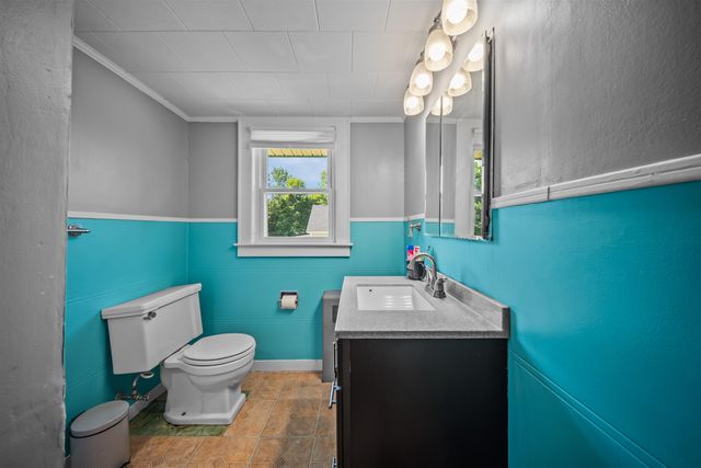 77 Highland Street, Laconia, NH 03246