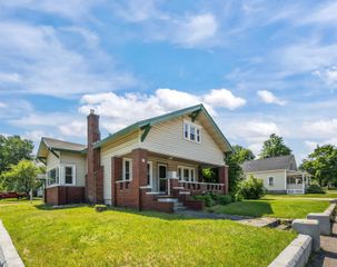 77 Highland Street, Laconia, NH 03246
