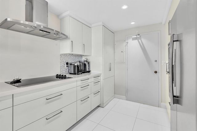 4020 Galt Ocean Drive 703, Fort Lauderdale, FL 33308