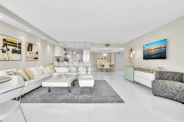 4020 Galt Ocean Drive 703, Fort Lauderdale, FL 33308