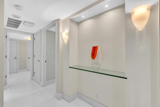 4020 Galt Ocean Drive 703, Fort Lauderdale, FL 33308