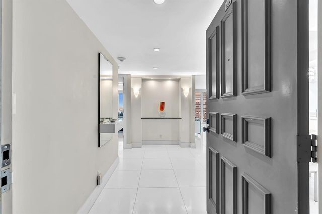 4020 Galt Ocean Drive 703, Fort Lauderdale, FL 33308