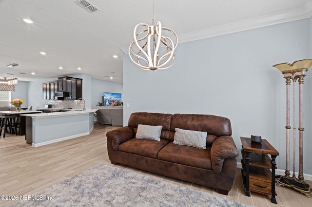 9936 PAVNES CREEK Drive, Jacksonville, FL 32222