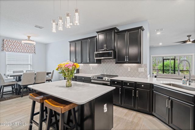 9936 PAVNES CREEK Drive, Jacksonville, FL 32222