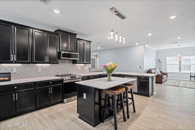 9936 PAVNES CREEK Drive, Jacksonville, FL 32222