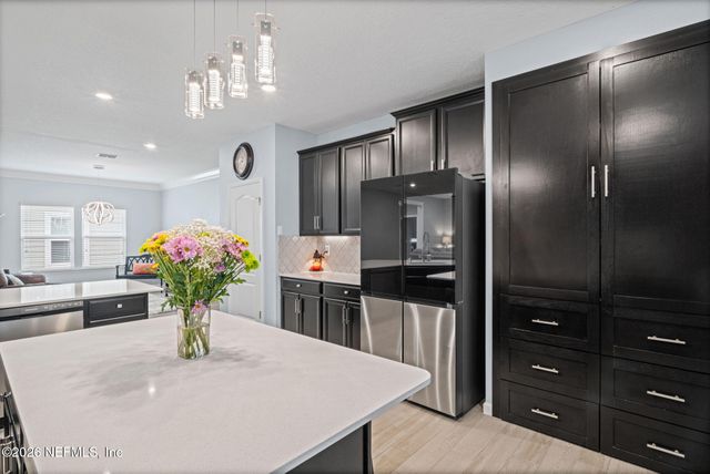 9936 PAVNES CREEK Drive, Jacksonville, FL 32222