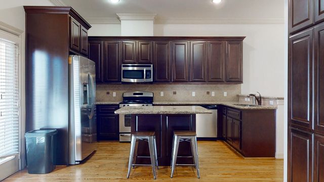 2540 Prospect Street B, Houston, TX 77004