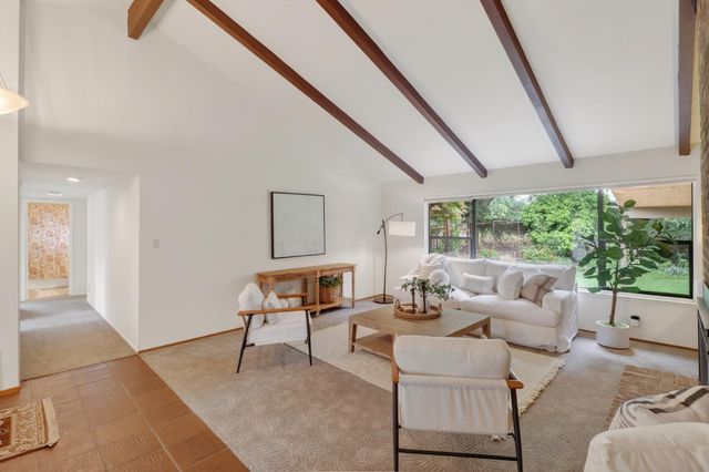 1076 Sand Bar Cir, Carmichael, CA 95608