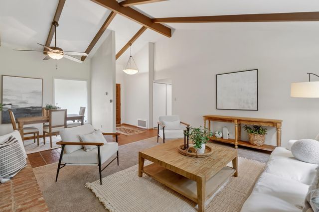 1076 Sand Bar Cir, Carmichael, CA 95608