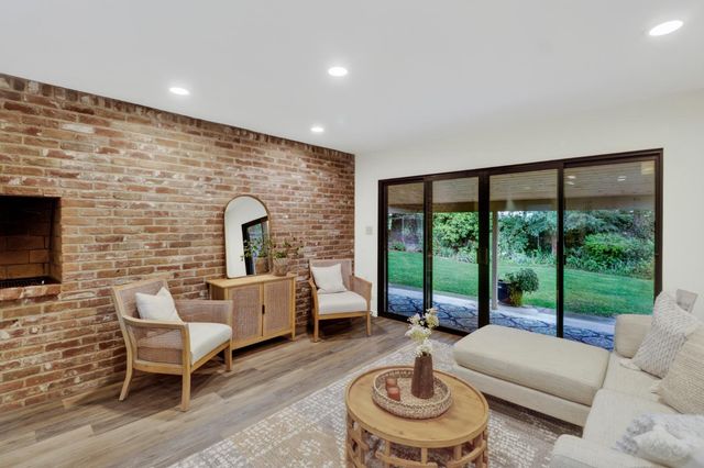 1076 Sand Bar Cir, Carmichael, CA 95608